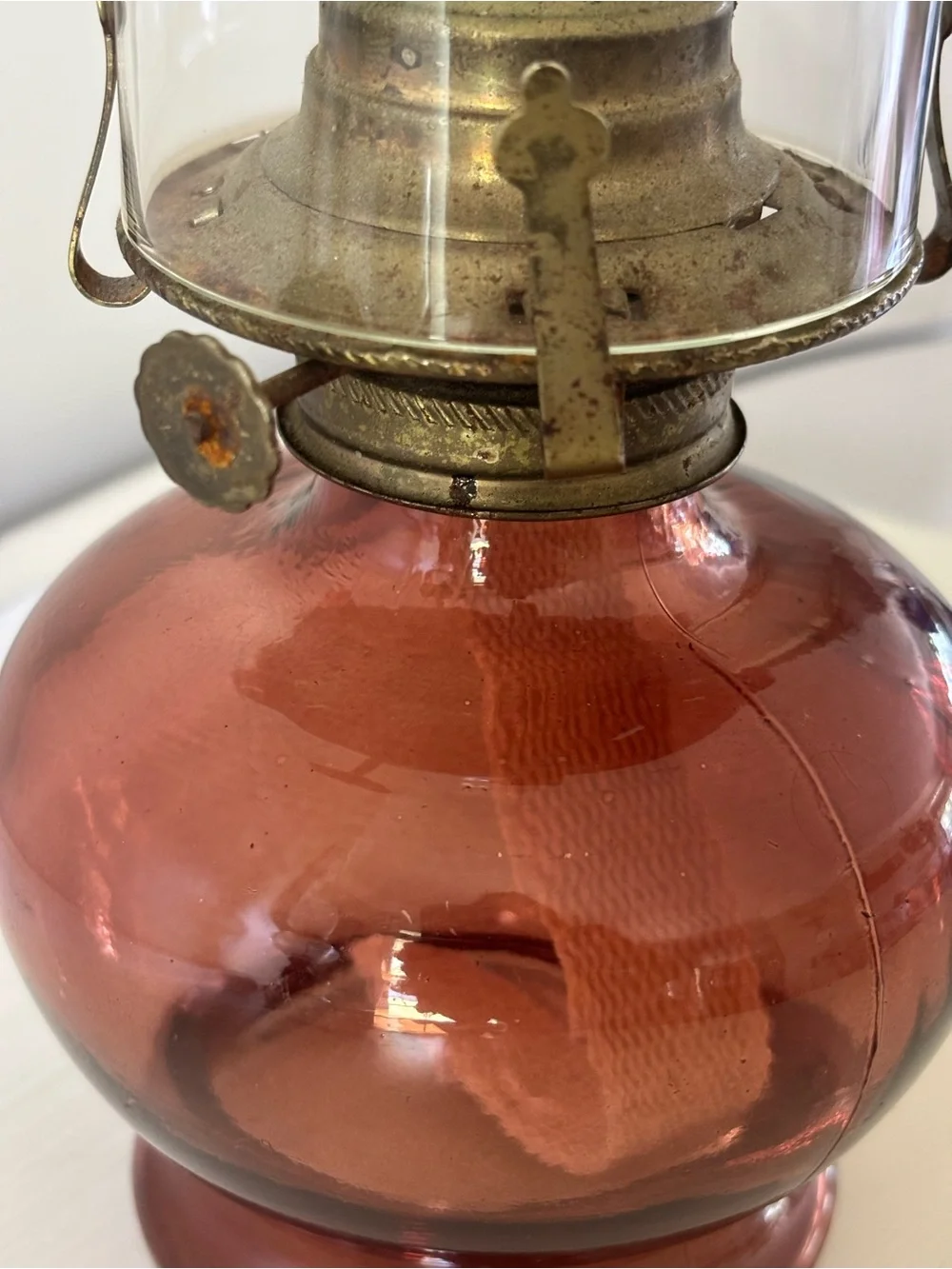 Vintage-Style Red Glass Oil Lantern - Accent Home Decor
